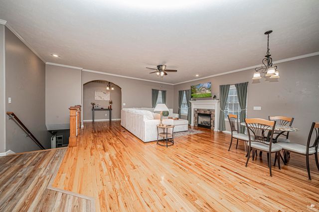 1311 Meadow Lane, Abilene, KS 67410