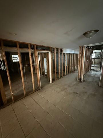 1837 W Garfield Boulevard, Chicago, IL 60636