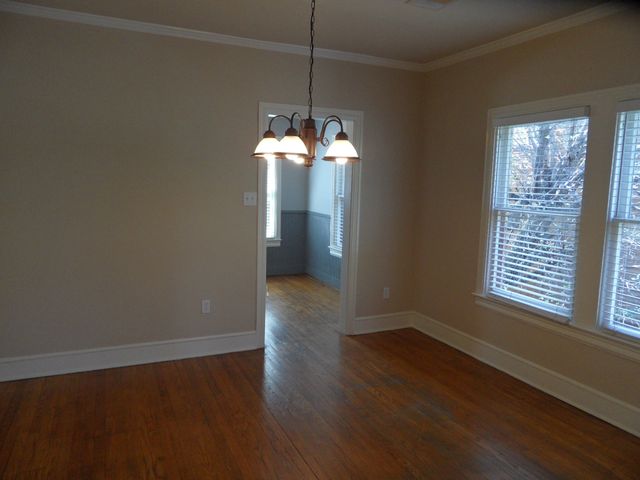 6032 Lewis Street, Dallas, TX 75206