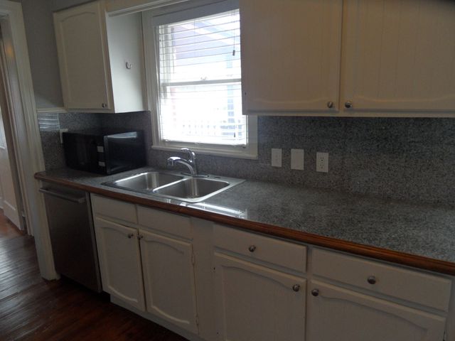 6032 Lewis Street, Dallas, TX 75206