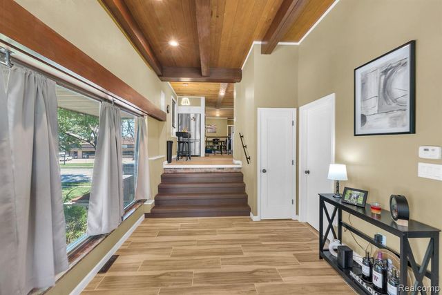 22421 Huron River Drive, Rockwood, MI 48173