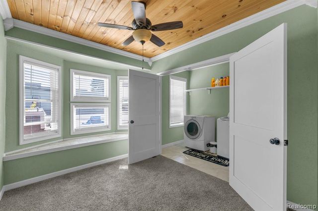 22421 Huron River Drive, Rockwood, MI 48173