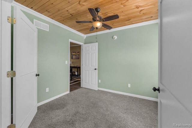 22421 Huron River Drive, Rockwood, MI 48173