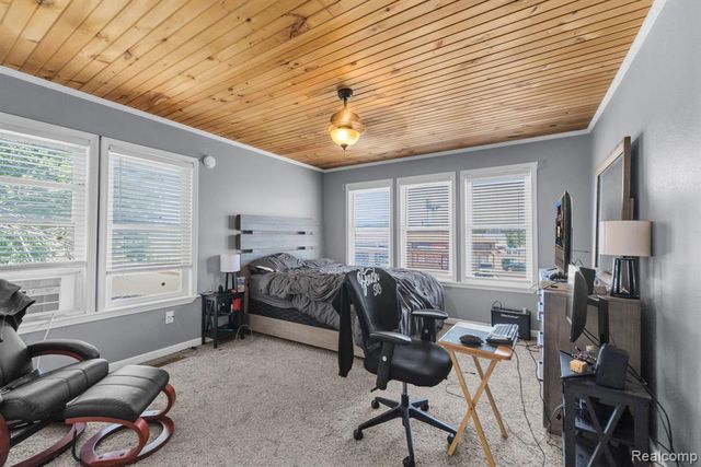 22421 Huron River Drive, Rockwood, MI 48173