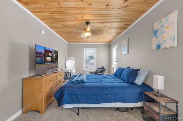 22421 Huron River Drive, Rockwood, MI 48173