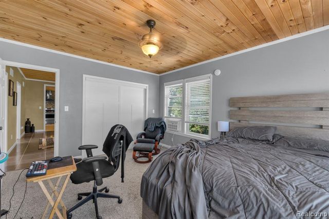 22421 Huron River Drive, Rockwood, MI 48173
