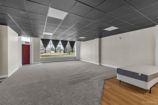22421 Huron River Drive, Rockwood, MI 48173