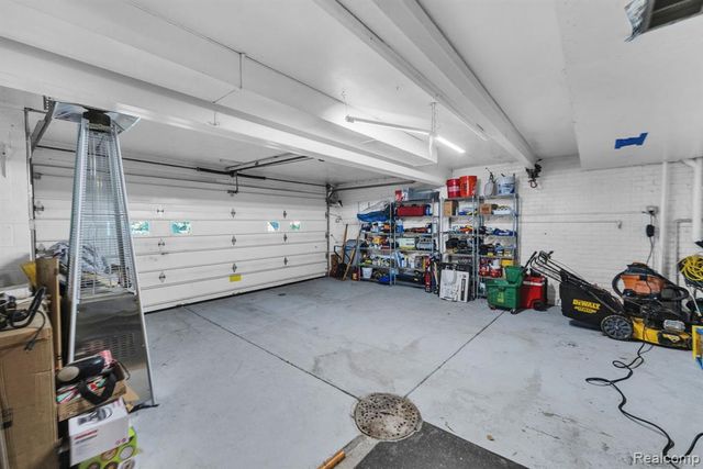 22421 Huron River Drive, Rockwood, MI 48173