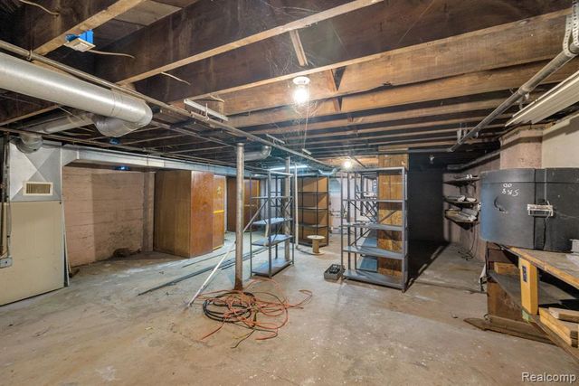22421 Huron River Drive, Rockwood, MI 48173