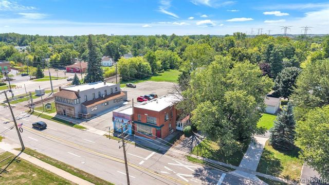 22421 Huron River Drive, Rockwood, MI 48173