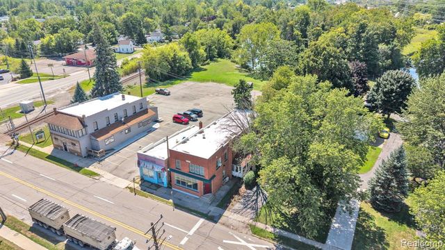 22421 Huron River Drive, Rockwood, MI 48173