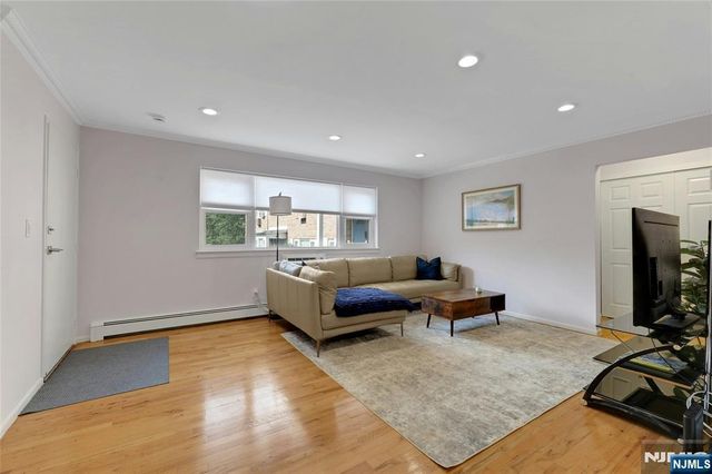39-20 Dobrin A, Fair Lawn, NJ 07410