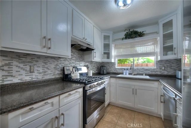 14265 Terra Bella Street 32, Panorama City, CA 91402