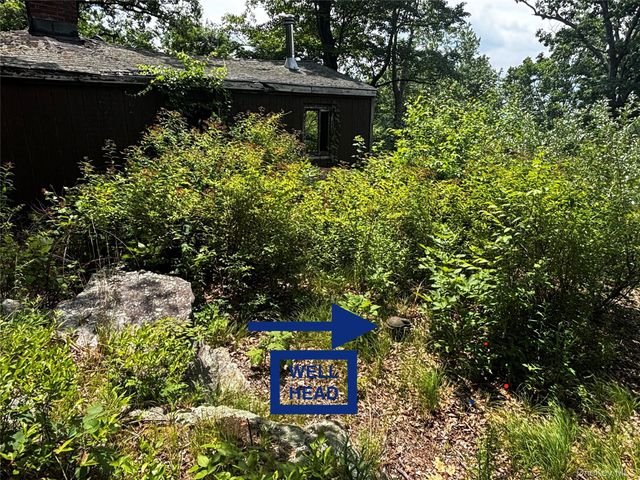 560 Oscawana Lake Road, Putnam Valley, NY 10579
