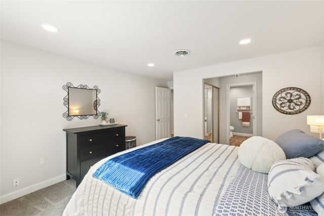 19821 SE 263rd Place, Covington, WA 98042