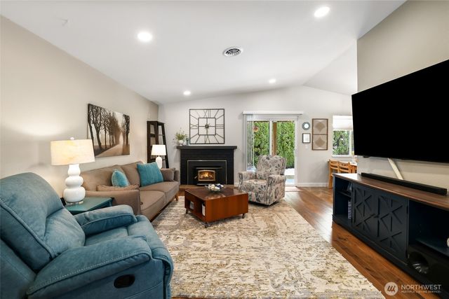 19821 SE 263rd Place, Covington, WA 98042