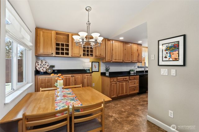 19821 SE 263rd Place, Covington, WA 98042