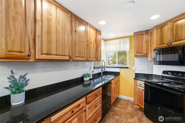 19821 SE 263rd Place, Covington, WA 98042