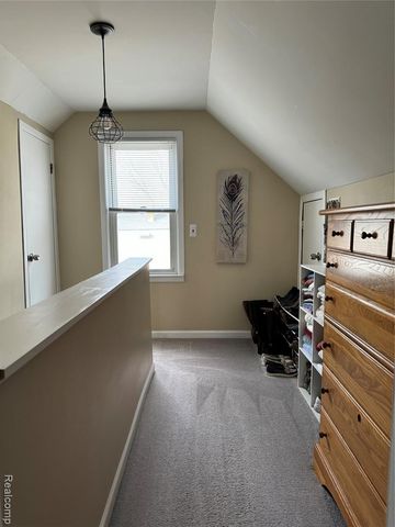 116 Devillen Avenue, Royal Oak, MI 48073