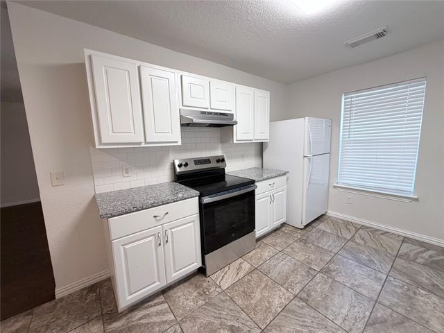 11838 Greenmesa Drive, Houston, TX 77044