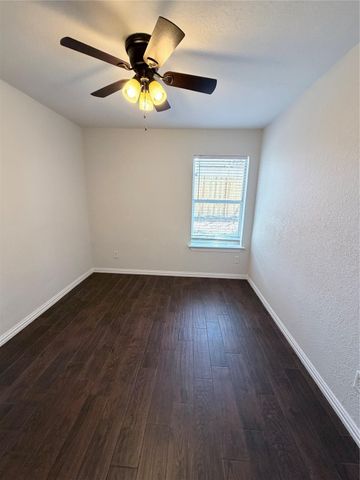11838 Greenmesa Drive, Houston, TX 77044
