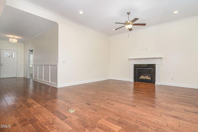 100 Lexington Avenue, Zebulon, NC 27597