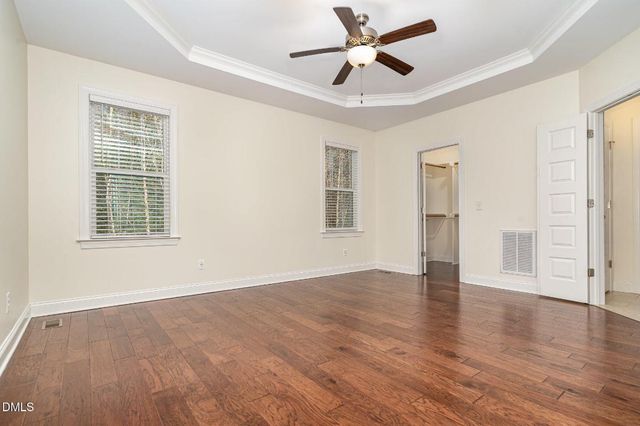 100 Lexington Avenue, Zebulon, NC 27597