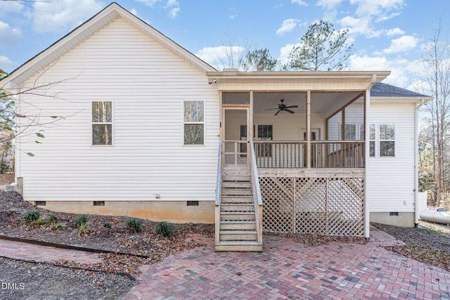 100 Lexington Avenue, Zebulon, NC 27597