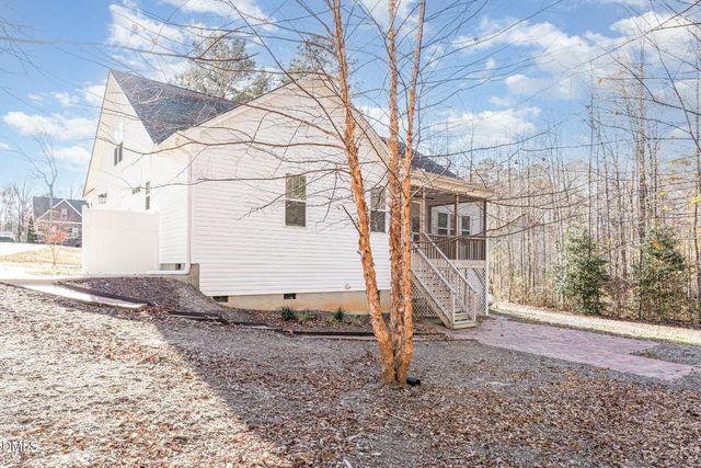 100 Lexington Avenue, Zebulon, NC 27597