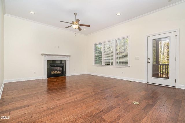 100 Lexington Avenue, Zebulon, NC 27597