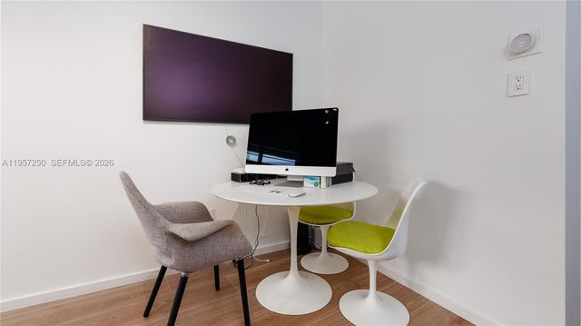 5255 Collins Ave 9E, Miami Beach, FL 33140