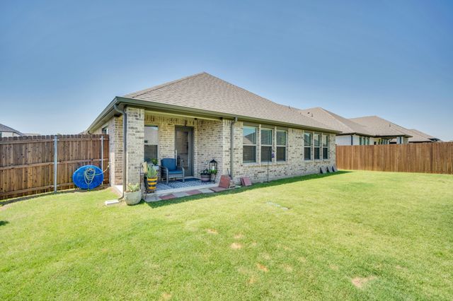 561 Baffin Bay Drive, Waxahachie, TX 75165
