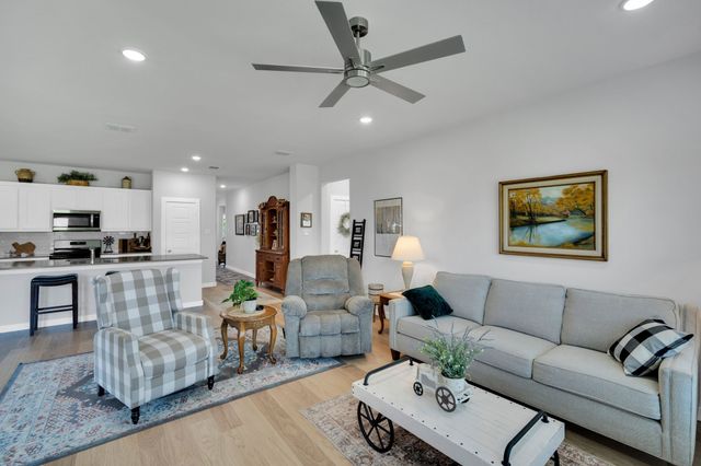 561 Baffin Bay Drive, Waxahachie, TX 75165
