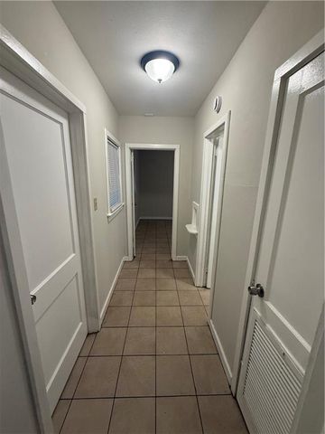 666 Farnell Lane, Mobile, AL 36606