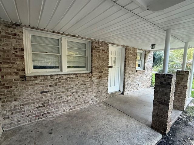 666 Farnell Lane, Mobile, AL 36606