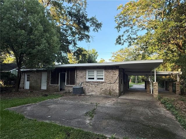 666 Farnell Lane, Mobile, AL 36606