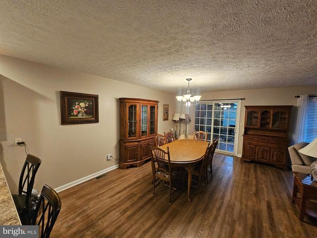 1608 LINMAR DRIVE, Chambersburg, PA 17202