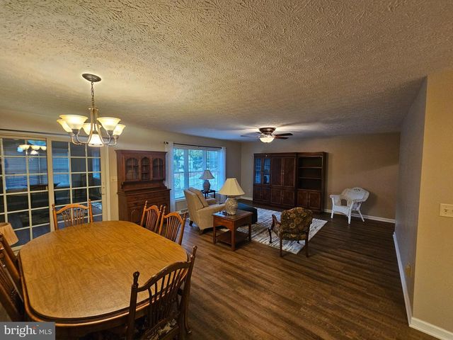 1608 LINMAR DRIVE, Chambersburg, PA 17202
