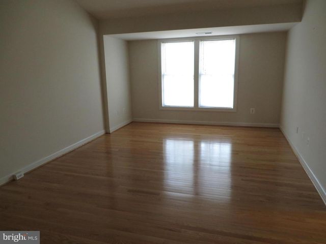 9044 TANYARD LN, Lorton, VA 22079