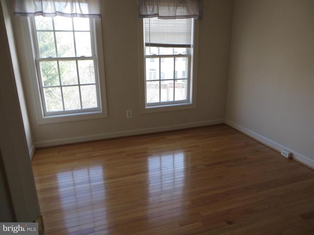 9044 TANYARD LN, Lorton, VA 22079