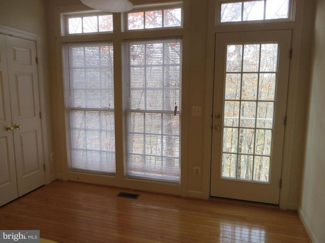 9044 TANYARD LN, Lorton, VA 22079