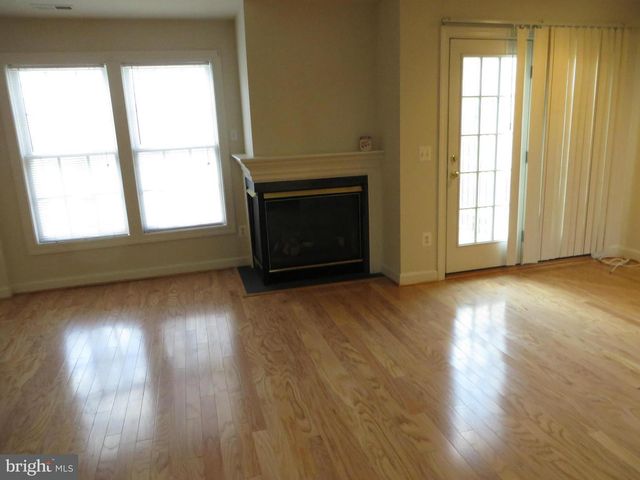 9044 TANYARD LN, Lorton, VA 22079