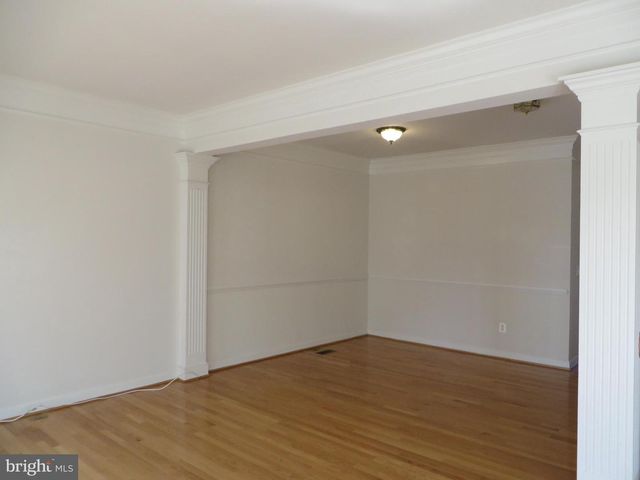 9044 TANYARD LN, Lorton, VA 22079