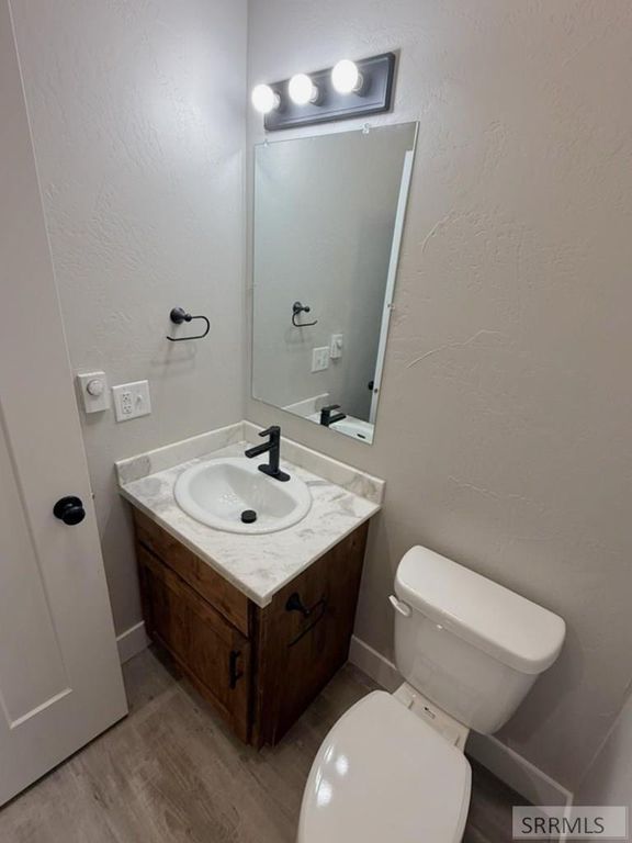 Image 14 of property listing at 310 N East Street, Arco, ID 83213