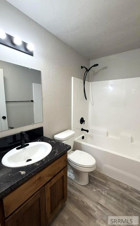 Image 17 of property listing at 310 N East Street, Arco, ID 83213