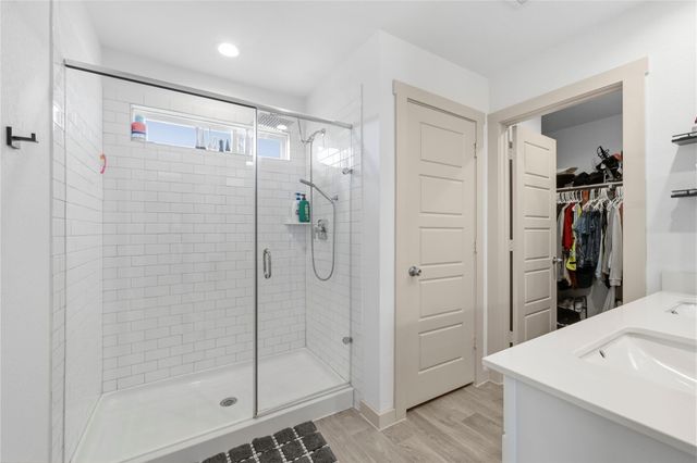 7726 Golden Rubia Lane, Rosharon, TX 77583