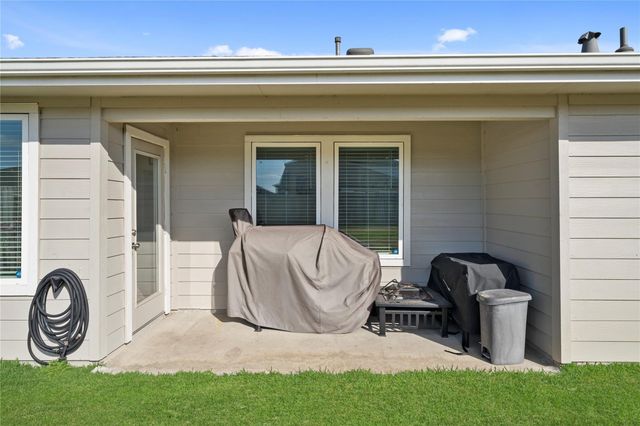 7726 Golden Rubia Lane, Rosharon, TX 77583