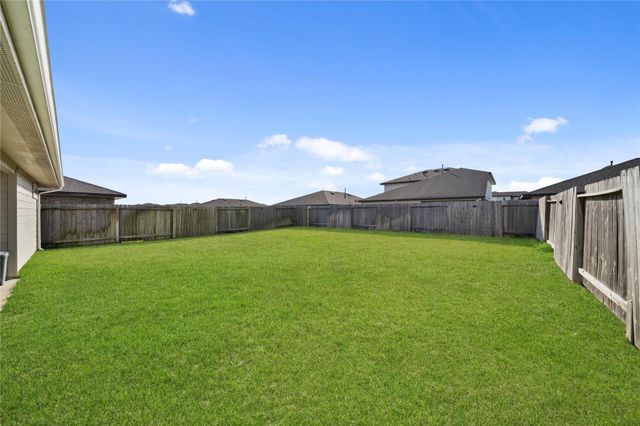 7726 Golden Rubia Lane, Rosharon, TX 77583