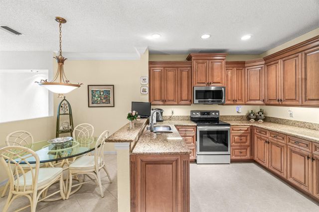 6229 Graycliff Drive D, Boca Raton, FL 33496