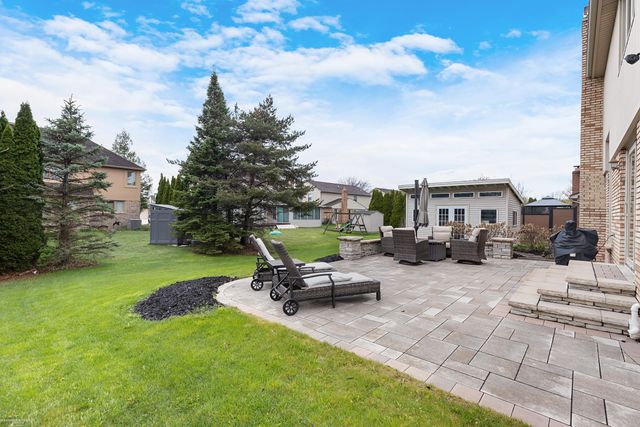 44113 Rivergate Street, Clinton Township, MI 48038